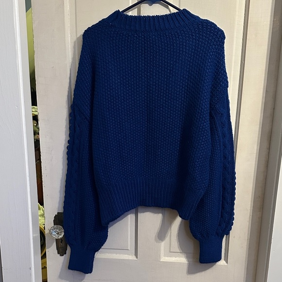 Anthropologie Women's Blue Chunky Cable Knit Happy 😃 Blue Crop Sweater - Picture 8 of 8
